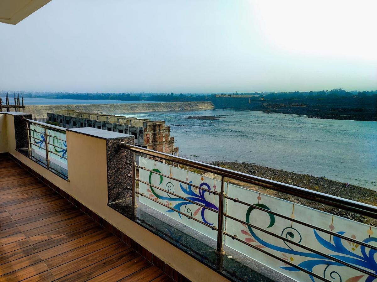 Hotel Sardar Rooms Garudeshwar Exteriér fotografie