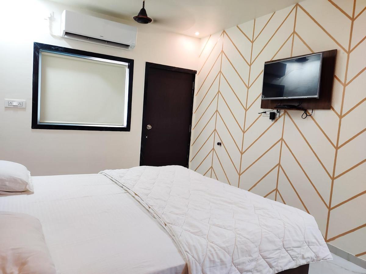 Hotel Sardar Rooms Garudeshwar Exteriér fotografie